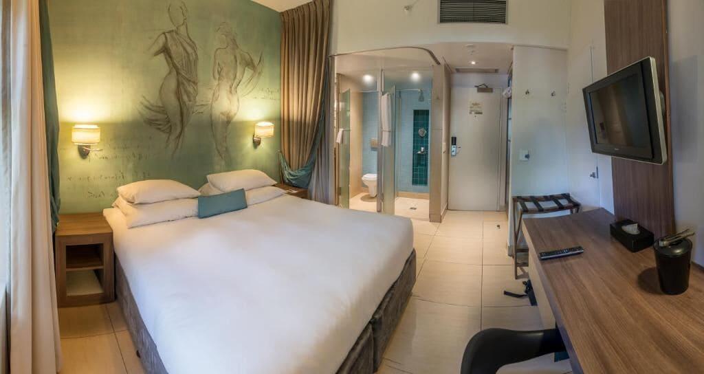 קמפטון פארק Peermont Metcourt Suites At Emperors Palace מראה חיצוני תמונה