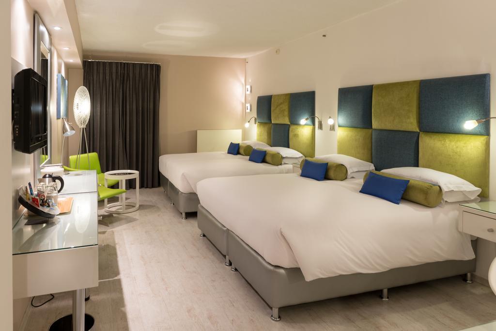קמפטון פארק Peermont Metcourt Suites At Emperors Palace מראה חיצוני תמונה