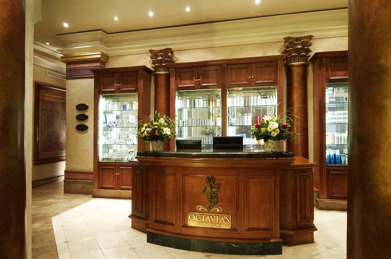 קמפטון פארק Peermont Metcourt Suites At Emperors Palace מראה חיצוני תמונה